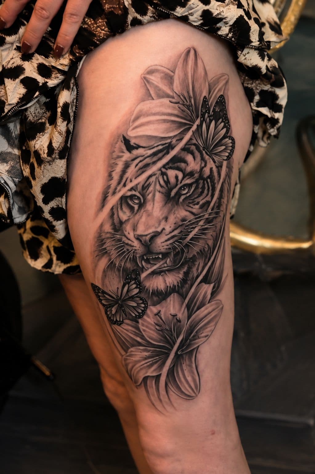 Een tattoo over een litteken: niet verbergen wat geweest is, maar dragen wie je geworden bent